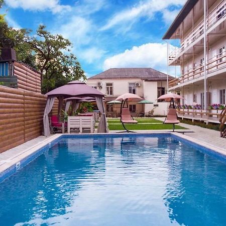 Hotel Abkhazia Tali Suchumi Zewnętrze zdjęcie