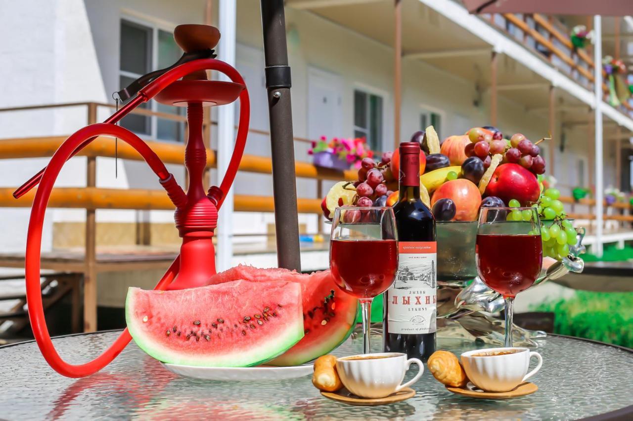 Hotel Abkhazia Tali Suchumi Zewnętrze zdjęcie